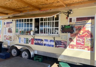 Antojitos Centro Americanos_edited