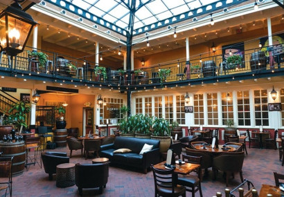 Hervé Wine Bar_edited