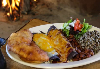 Tiwa Kitchen Restaurant 2_edited